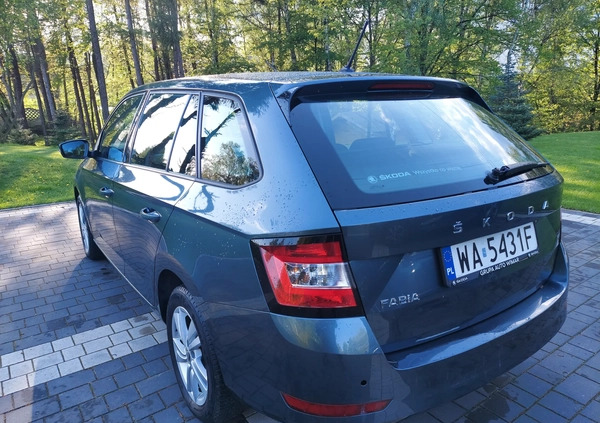 Skoda Fabia cena 24900 przebieg: 195000, rok produkcji 2020 z Rybnik małe 277